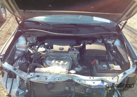 2017 Toyota Camry Se z USA, uszkodzony, nr VIN 4T1BF1FK6HU382489